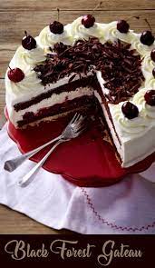 black forest gateau coffee table very easy schwarzwalder kirschtorte rezept kuchen und torten rezepte kuchen und torten