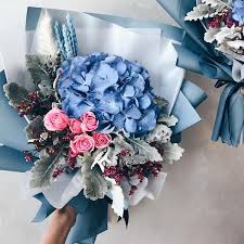 You can even get helpful tips and tricks on how to lengthen the life of your fresh cut flowers or how to start your very own patch of green in. 18 Affordable Flower Delivery Services With Bouquets From 12 Including Free Same Day Delivery Options Zula Sg