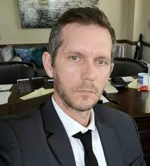 James Mcminn's Instagram, Twitter & Facebook