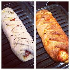 Homemade Calzones Simple And Very Easy Pillsbury Roll Out Pizza Dough Sauce Mozzarella Cheese And Pepperoni Recipes Homemade Baked Bread Rolls Recipe