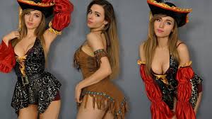 Go on to discover millions of awesome videos and pictures in thousands of other categories. Wer Ist Kaitlyn Siragusa Alter Masse Vermogen Wiki Instagram Sterne