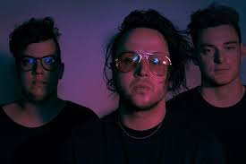 lovelytheband