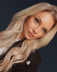 What color should I paint my bathroom?