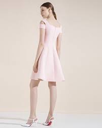 Abiti facili da indossare e adatti ai look quotidiani così come alle occasioni speciali. Rosa Cipria Abiti Da Cerimonia Economici Online Ricici Com