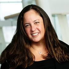 I am very honored to have my article be included alongside these esteemed  contributors in the latest issue of the PSMG LLP magazine 'Centrum'.