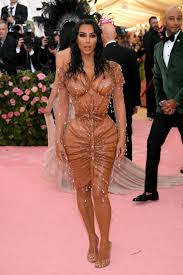 Kim Kardashian Is Quite Literally Dripping In Crystals In Her Bodycon Met Gala Dress Met Gala Dresses Gala Dresses Kim Kardashian Dresses
