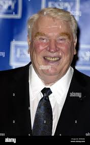 Madden fußball -Fotos und -Bildmaterial in hoher Auflösung