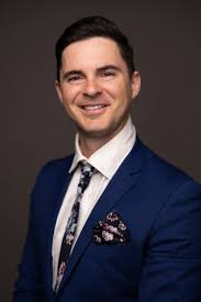 Can someone fix my hair in this photo?