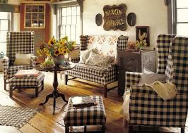 Buy exciting home decor essentials and avail heavy discounts. Prim Checkered Living Room Home Country Antique Decorate Furniture Ideas Checkered Living R Primitive Living Room Colonial Living Room Country Style Curtains