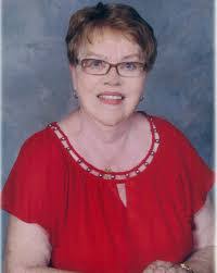 Julie Visser's Instagram, Twitter & Facebook