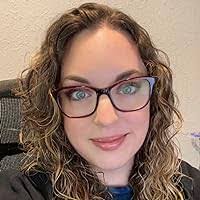 Tessa Hatfield's Instagram, Twitter & Facebook