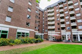 Wir bringen mieter & vermieter in unserem großen immobilienmarkt zusammen. 1 Zimmer Wohnung Zu Vermieten Opladener Platz 8 51379 Leverkusen Opladen Mapio Net