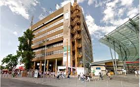 Terminus and central change point, overground located. X Kerulet Kobanya Ors Vezer Irodahaz