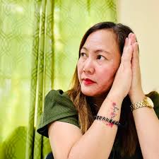 Good morning and Merry Christmas Universe!! Maganda ang gising ko  today..One of my birthday wish granted! Thank you Lord dahil nakasama ko c  hubby sa panaginip..😍🙏🙏.. Sa mga hindi ko naresbakan kahapon