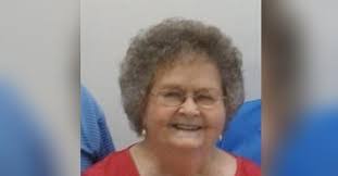 Mary Capps's Instagram, Twitter & Facebook