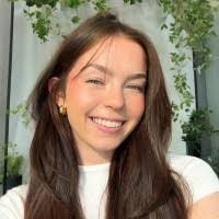 Erica Dove's Instagram, Twitter & Facebook