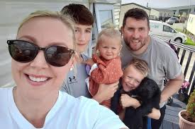 Son tricks dad into getting him puppy — by impersonating mom