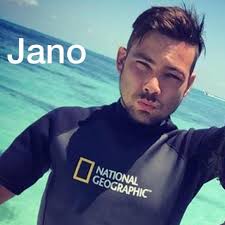 OFFICIAL! ⚖️✓ Dustin Poirier and Dan Hooker have made weight for your  #UFCVegas4 main event!!