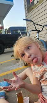 30 here and my left shoulder upper arm hurts like hell when I bunny hop 🤣  any tips no I don't like supplements and proteins I'll never take those lol  I used