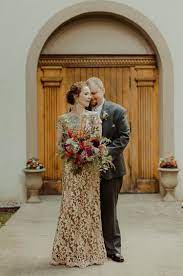 We did not find results for: Goldenes Brautkleid Der Neueste Trend Fur Eine Glamour Pur Hochzeit