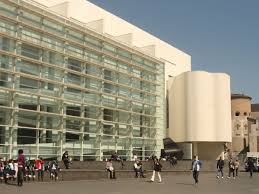 As the capital of catalonia, barcelona was naturally the centre of the modernisme movement, and it was here that catalan intellectuals, politicians, writers, poets, architects and artists strove to lift the then conservative. Beyond Gaudi Barcelona S Best Modern Architecture Vox