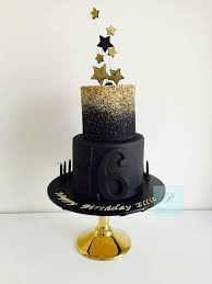 Black And Gold Birthday Cake For Him Pin De Laura Zook Em Cakesss Bolo Preto E Dourado Bolos Elegantes Bolos De Aniversario