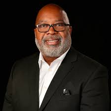 William Dickerson, Los Alamitos, CA Real Estate Associate