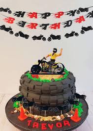 Diseños de pasteles para hombres de motos. A Decoracion Para Tarta De Motocicleta Fiesta De Cumpleanos Suministros De Decoracion En Forma De Motocicleta Para La Fiesta De Cumpleanos Del Hombre O El Cumpleanos Del Nino Costura Y Manualidades Com