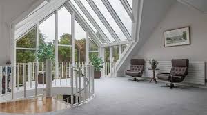 Hij woont samen in een eigen huis in munchen, duitsland. Arjen Robben Gaat Zijn Villa Tot De Laatste Steen Laten Slopen Zie Foto S Bekende Buren
