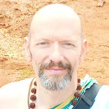 Uddhava Gita. Talks by Swami Paramarthananda. This appears in Bhagavatham.  The Teacher is Lord Krishna and the student is Uddhava. Within this is one  part called Avadutta Gita. In that Guru Avadutta