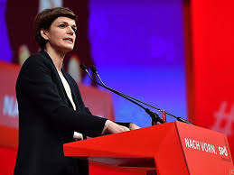 Die neuen vorsitzenden wollen die koalition doch nicht so schnell wie möglich verlassen. Rendi Wagner Setzt Bei Spo Parteitag Auf Regierungskritik Politik Vol At