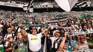 The latest borussia mönchengladbach news from yahoo sports. Borussia Monchengladbach Wie Man Einen Fussballmythos Zu Geld Macht Der Spiegel