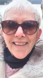 ✨If island life looks like your kind of tranquil, super dog friendly 🐾  escape you're in luck! We have last minute availability at beautiful Linden  Terrace IOW w/c 14th June, 7 nights