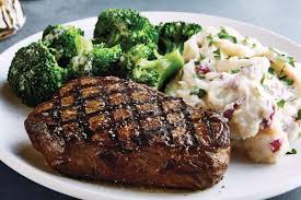 Applebee S Steak Mashed Potatoes And Broccoli Chicken Chopped Salad Grilled Chicken Salad Nutrition Recipes