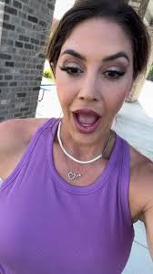 Fallon Taylor Tye Die