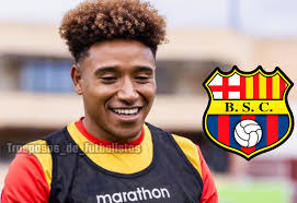 Lo pide el nuevo Profe ‼️🫡 —— Se queda. @gabyalcivar_ informa que por  pedido expreso de Cesar Farías, Jhonny Quiñónez se quedaría en el Ídolo  para esta temporada. Son viejos conocidos del