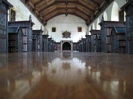 The Ten Most Beautiful School Libraries In The World Beautiful Library Old Libraries College Library