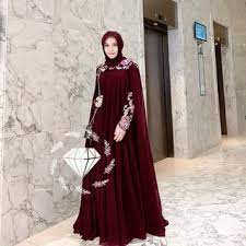 Demikianlah beberapa model baju gamis yang menjadi trend di tahun 2021 ini. Model Baju Gamis Brokat Pesta Muslim Terbaru Di Tahun 2020 2021 Shopee Indonesia
