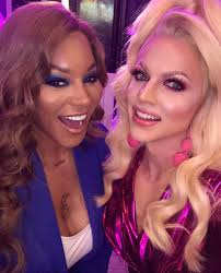 Tonight i co-hosted the Rainbow Honours with @mrduncanjames. So cool to see  some amazing activist, advocates, and allies recognised and celebrated for  all their amazing work. And side note, it was held