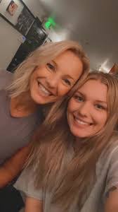 Anna Talley's Instagram, Twitter & Facebook