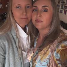 WorldRecord PC Lucy from South East BCU deadlifted an amazing 300kg and  smashed the current women's record. She has been training hard for many  months and we are so proud! Well done