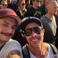 10+ "Tom Molin" profiles