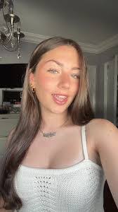 Sabrina Pace's Instagram, Twitter & Facebook