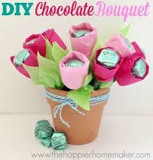 23 Easy Diy Mother S Day Gift Ideas Easy Diy Mother S Day Gifts Mothers Day Chocolates Chocolate Bouquet