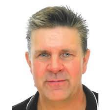 Erik Jahn's Instagram, Twitter & Facebook