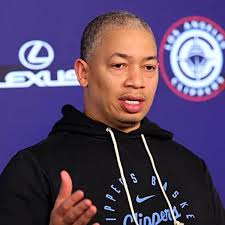 Los Angeles Clippers Officially Sign Former NBA 1st-Round Pick