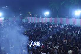 Cmd With Various Vips Country Club Asia S Biggest New Year Bash 2019 Pune Photographs 31 12 2018 New Year 2019 Khushboo Purohit January 2, 2019 9:52:41 am. cmd with various vips blogger