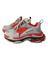 New arrivals price low to high price high to low. Balenciaga Men S Sneakers Shoes Stylicy India