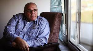 We are experiencing the deep sorrow of the loss of rasim öztekin, one of the valuable artists of the turkish theater. Oyuncu Rasim Oztekin Yasamini Yitirdi Haberler Son Dakika