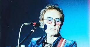 Lost Boys soundtrack legend makes appearance in West Lothian